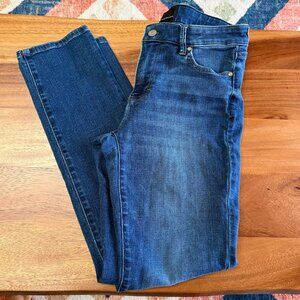 White House Black Market Mid Rise Slim Everyday Soft Jeans